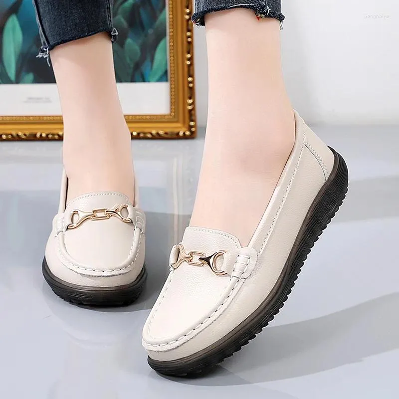 Walking Shoes All-match Single Real Leather Foot Loafers Metal Buckle Shallow Mouth Korean Version Of Mother Casual Women's