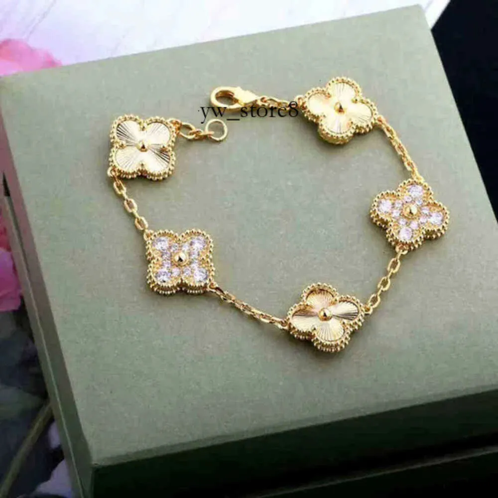 Clover Bracelet Classic Fashion 4/vier Blattklee Armbänder Charme Armreif Kette 18K Gold Achate Shell-Perlmutter für Frauen Mädchen Hochzeit Mutter Tag 7657