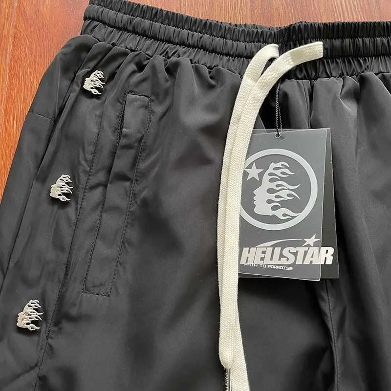 パンツ Hellstar Waxed Nylon Pants s Hellstar Waxed Nylon Black Pants – WyCo Vintage Broadway
