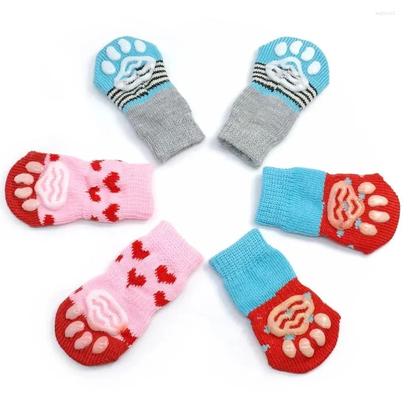 Hondenkleding 4 stks/lot schoenen Mooie warme sokken katoen anti-slip puppy kat gebreide voor herfst winter binnensoorslijtage huisdierenbenodigdheden