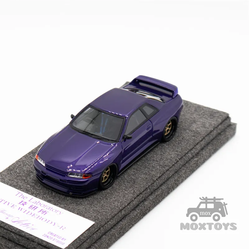 The Laboratory 1:64 Garage Active Widebody-R GTR R32 Resin Model