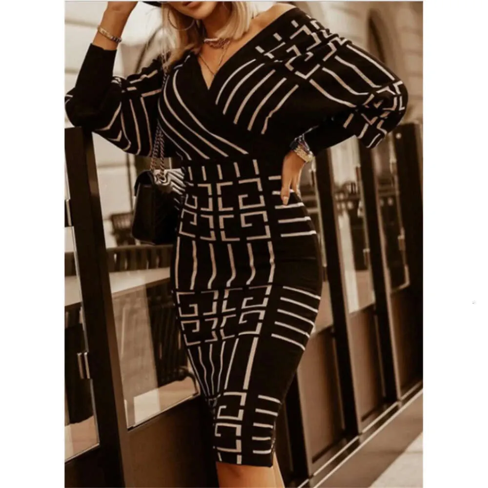 2xl bodycon knee length dress Black Bodycon Knee-Length Dress with Sweetheart Collar and Button  Decoration, Sizes S to XXL from Dhgate Basic & Casual Dresses