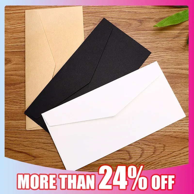 Umschläge 50pcs/Lot Retro European Style Envelope Schwarz weiße Handwerkspapierumschlag für Postkartenbrief Scrapbooking -Geschenkbüro Stationär