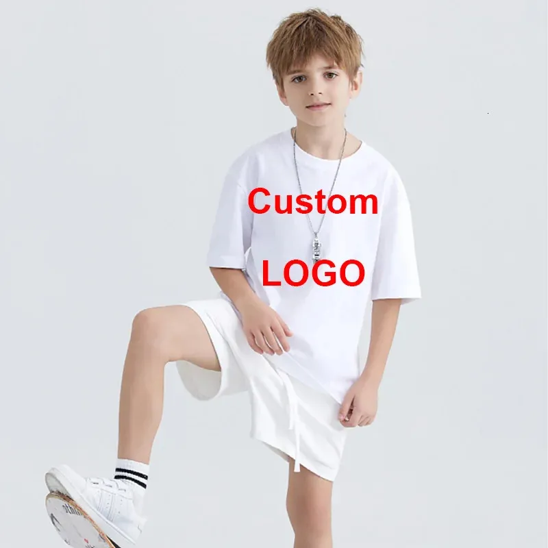 Enfant personnalisé T-shirt imprimé personnalisé Tee Tee DIY votre propre design PO ou White Tshirt Fashion Custom Tops 240323