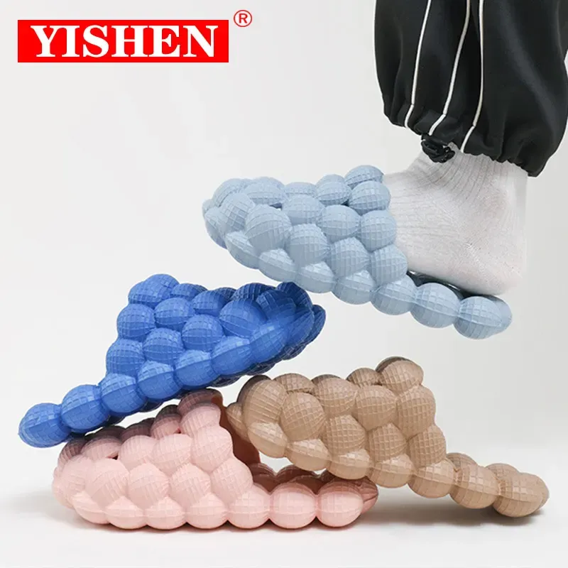 Slippers Yishen للجنسين شرائح الصيف للنساء النعال الداخلية الفقاعة شرائح التدليك Litchi Sandals مصمم الأزياء صندل رجال الرجال