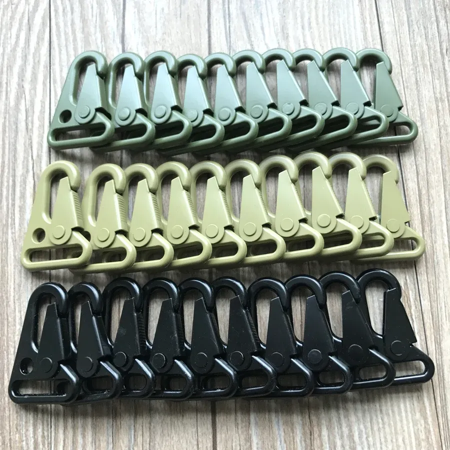 Strumenti 10pcs/lotto Sistema sospeso Cintura tattica per esterni in molti attrezzatura chiave Strumento Carabiner Olecranon Hook