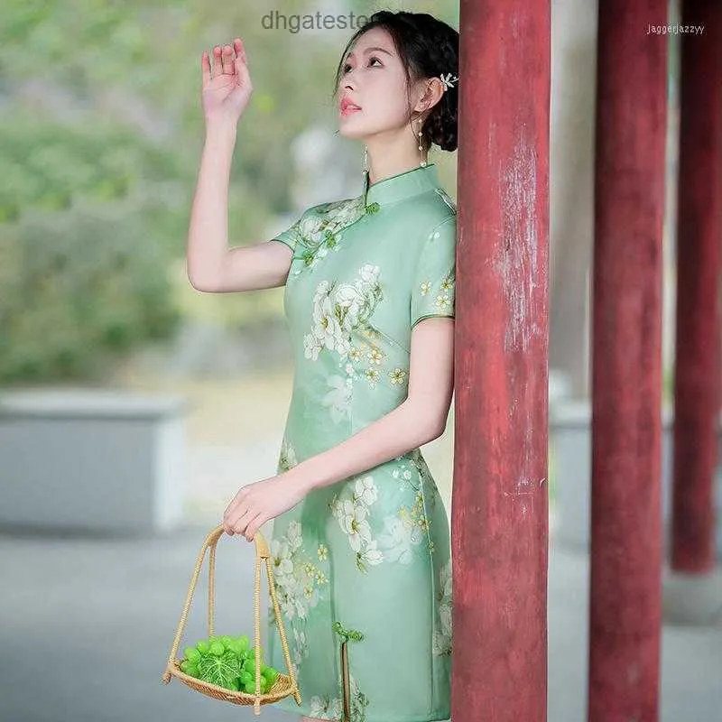 Vêtements ethniques Summer 2023 Courts sexy Cheongsam Banquet amélioré Performances Performances Robe de soirée Style chinois Qipao pour femmes