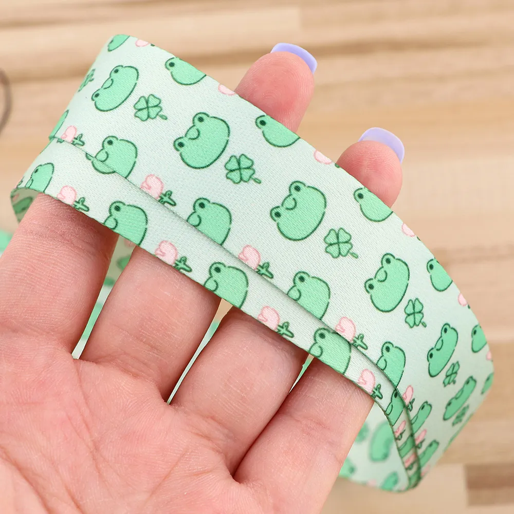 DHgate.com:Vibrant Green Frog Lanyard with Detachable Buckle