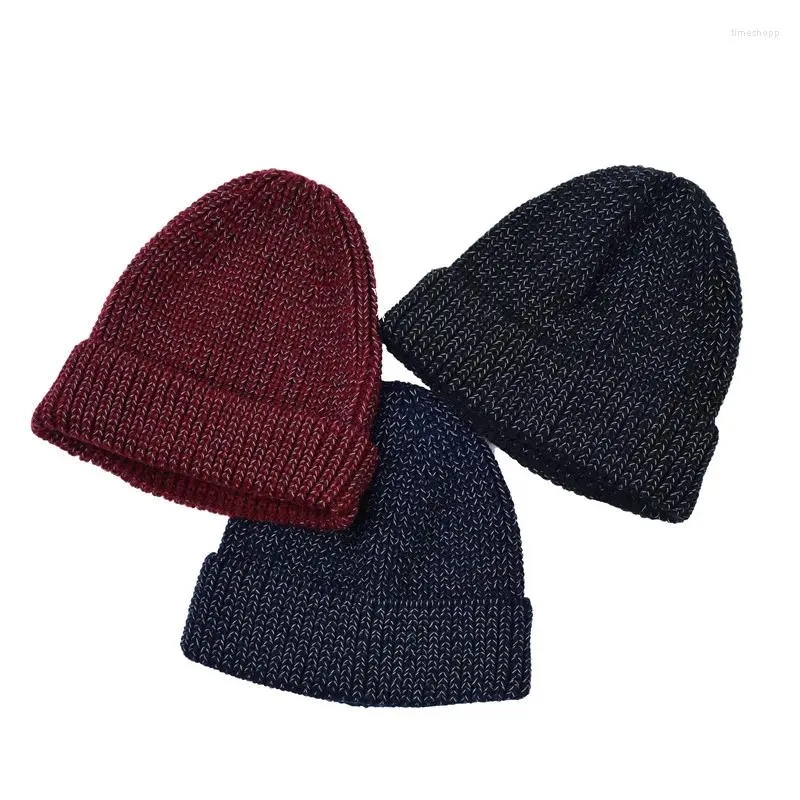 Basker reflekterande tråd Autumn Winter Keep Warm Beanie Hat Cycling Caps Solid Color Crimping Unisex Ski Cap Men Skull