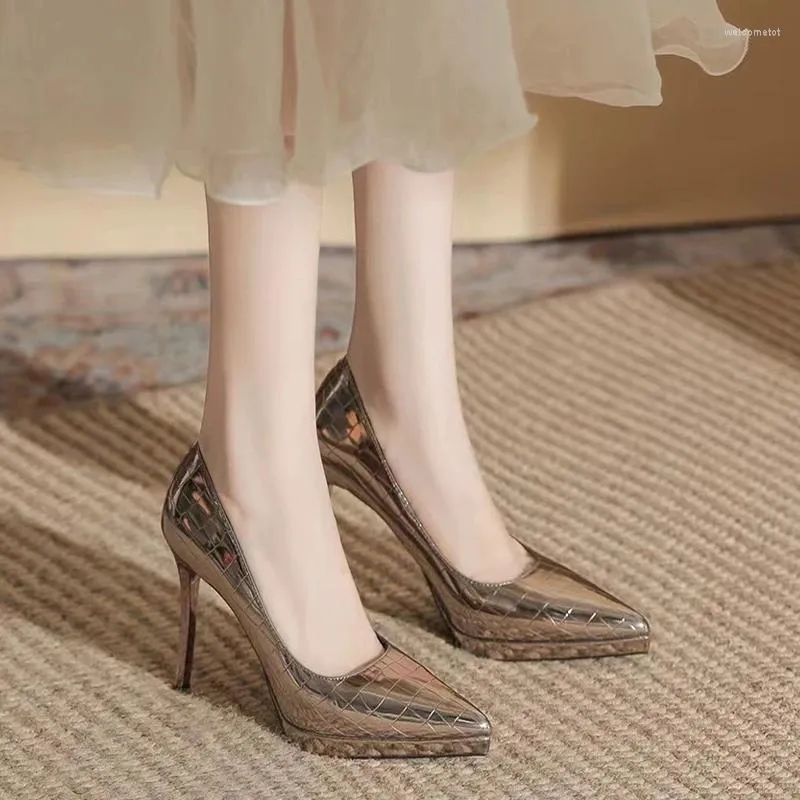 Туфли на высоком каблуке, женские пикантные сандалии для вечеринок с острым носком, летние прогулочные туфли-лодочки 2024, дизайнерские повседневные брендовые туфли Mujer Zapatillas