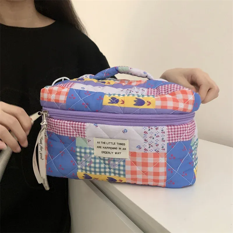 Spazzoli Borsa per estetici per donne portatili con manico Rossetti di grande capacità Rossetti per la spazzola per campeggio adorabile Borsa da toeletta da viaggio con cerniera