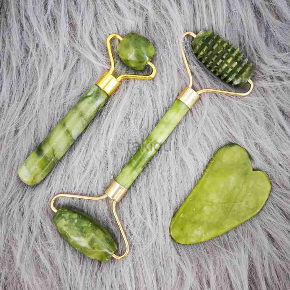 Massage Stones Rocks Natural Jade Roller Massager pour visage Rouleau Gua Sha Jade Stone Face Masseur