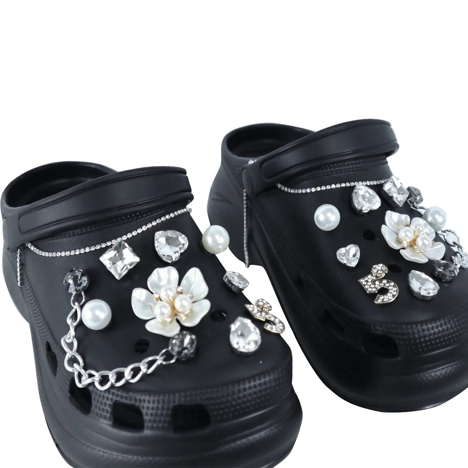Bottes 18pcs Perle Flower Shoe Charms Designer Pack Pack Détravo ACCESSOIRES DÉCATATIONS POUR FEMMES GILLES Cadeaux