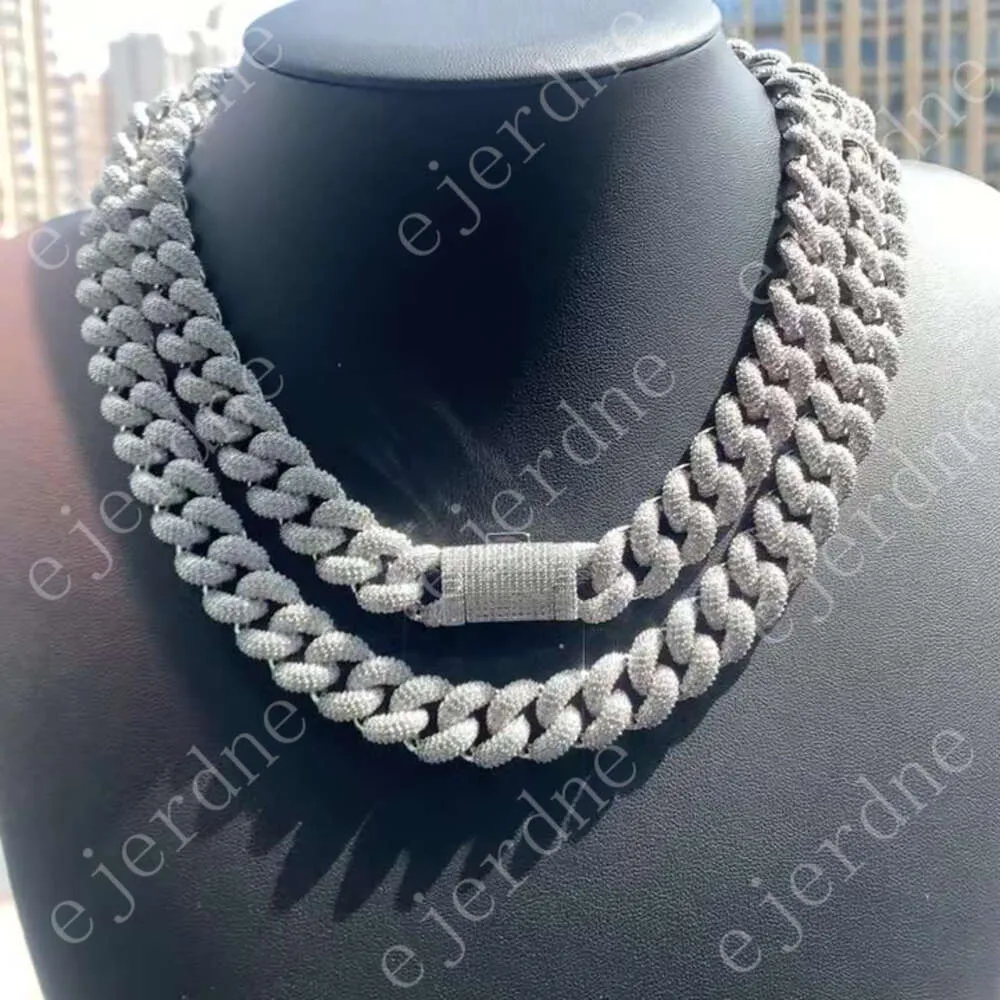 Nuova designer Necker Neck's Full Diamond Cuban Catena cubana di alta qualità Luxuria Ebraccio Hip Hop Rap Bubble Link 18 cm/20 cm/46 cm/51 cm Collane d'argento per uomini