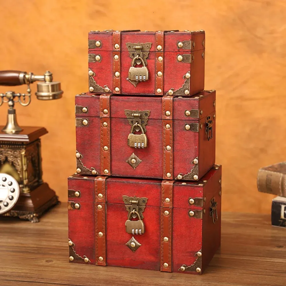 With Bronze Color Lock Wooden Treasure Box European Retro Style Vintage Trunk Containers Antique Design Chest Gift 240327
