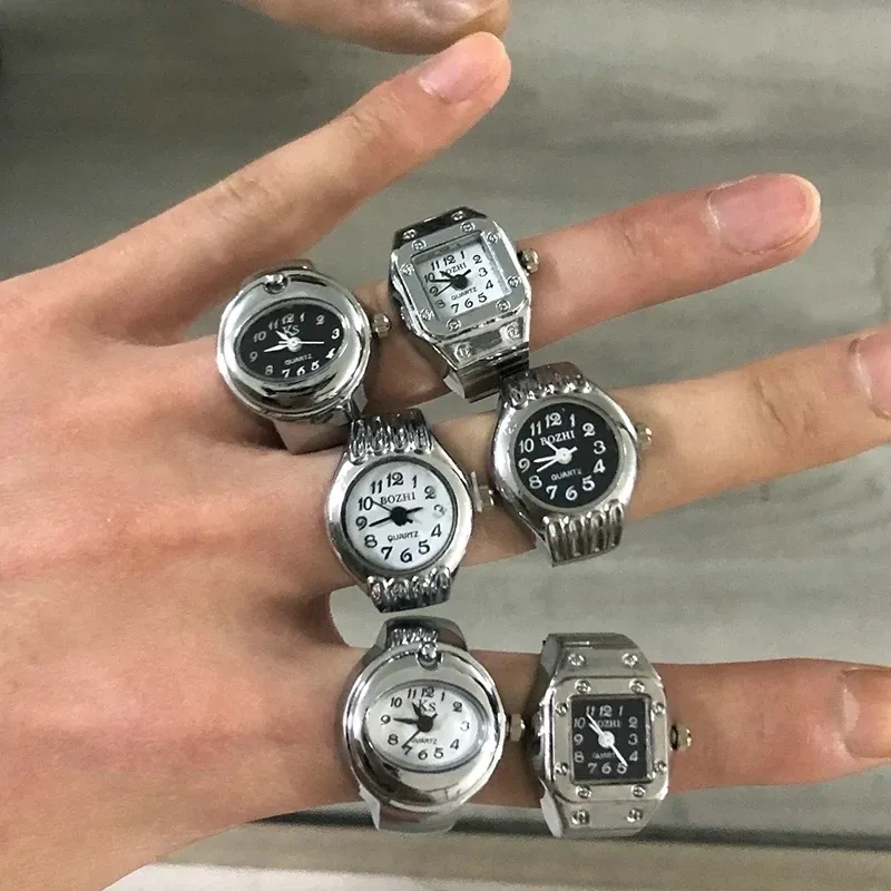 時計 vintage Rumble Fish bracelet watch y2k vintage Rumble Fish bracelet watch y2k - メルカリ