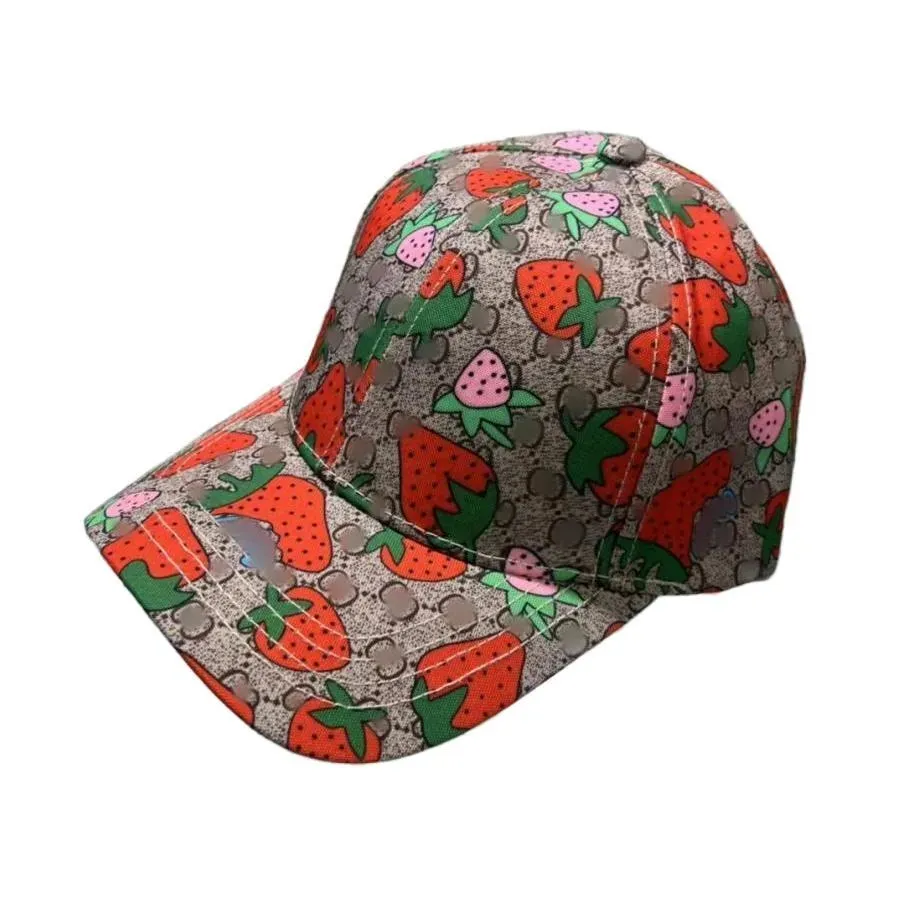 Designer Hat Brand Baseball Cap Outdoor Sporthoeden voor mannen en vrouwen Strawberry Printing Cartoon Sun Hat