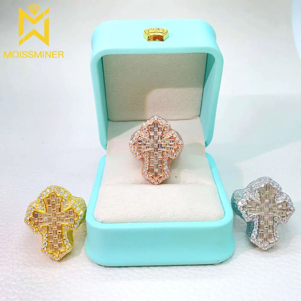 Cross Square Moissanite Anneaux pour les femmes Bijoux de l'anneau de mariage Sier Men de passe-doigt