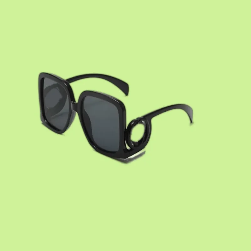 Designer zonnebril voor vrouwen kleine bruine lenzen beschermen ogen zonsopgangen