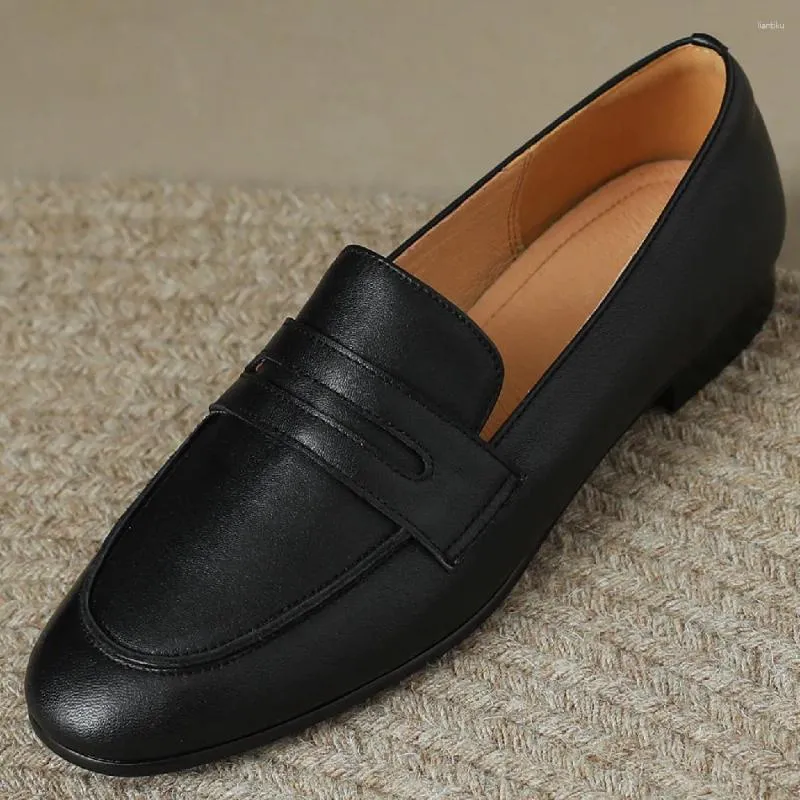 Sapatos casuais femininos de couro genuíno redondo os sapatos de apartamentos de dedo do pé
