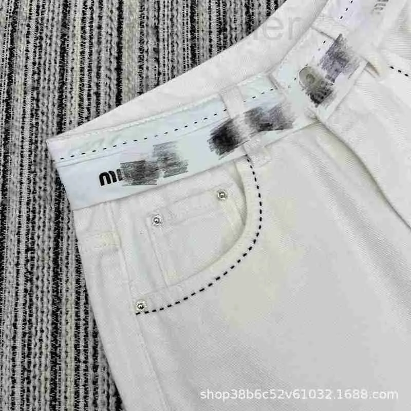 Designer dżinsów dżinsów Wysokiej klasy towary europejskie 24 Nowy litera z wysokim talią pasy z kontrastującymi kolorami linii dżinsowej prostej nogi pzv5