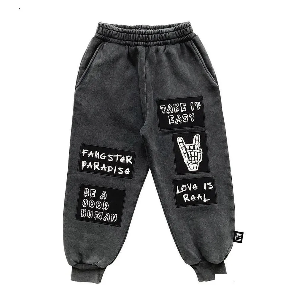 Clothing Sets Autumn/Winter Lmh Childrens Boys/Girls Fleece Hoodie Sweatpants Little Man Happy 230830 Drop Delivery Dh6B1