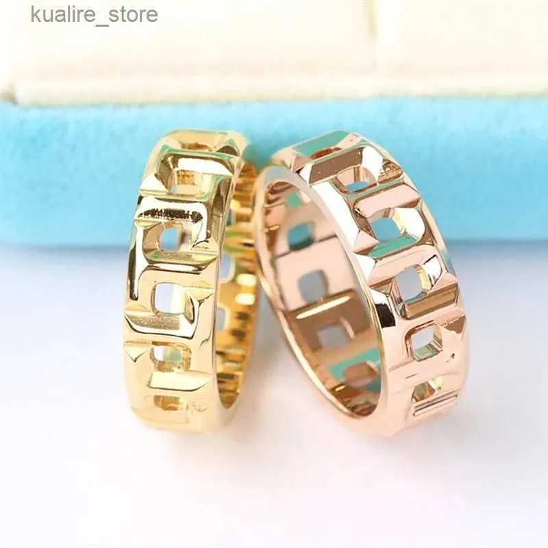 Cluster Rings Hot New 925 Sterling Silver Geometric Hollowed Out Ring Womens Fashion Simple Luxury Brand Jewelry Party Par Gift L240402