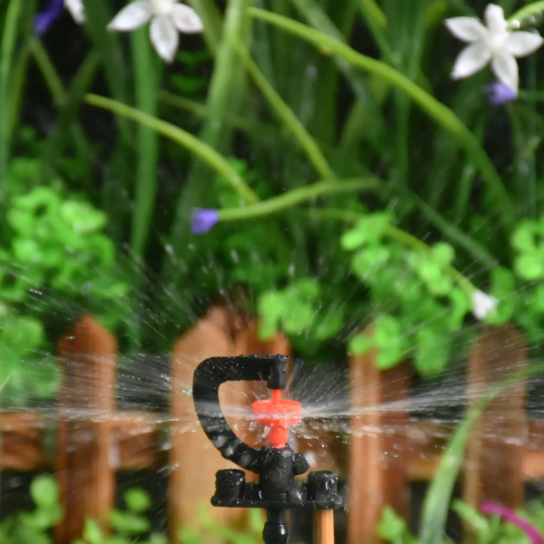 Sprinkle Misting 180 to 360 Degree Rotating Micro Sprinkler Nozzle G Type Hanging Mist ...