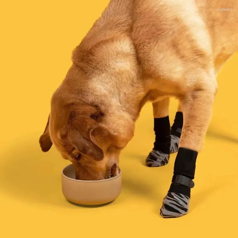 Chaussettes de vêtements pour chiens couvre-pied extérieur imperméabiliser les chaussures non glissantes