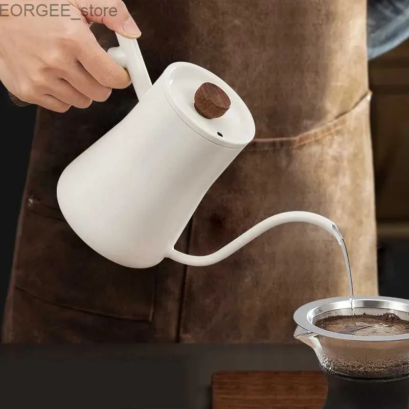 Los cafeteras se vierten espresso en un cuello hervidor de ganso de acero inoxidable, mango de madera de acero para la cafetería, hervidor de calatero de cafetera, accesorios de cafetería Y240403