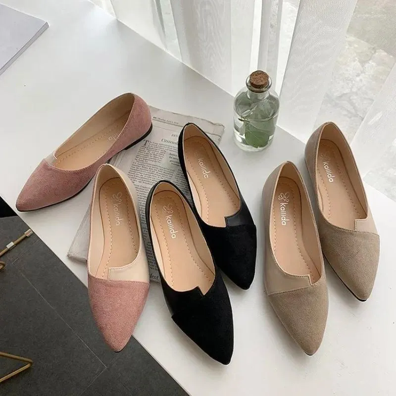 Casual schoenen lente vrouwen mode splice kleur ballet flats ondiepe puntige teen loafers suede elegante damesjurk maat 35-40