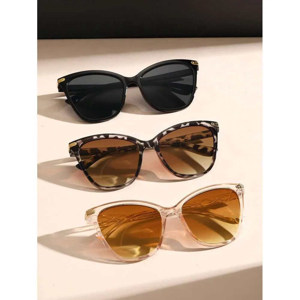 3 pezzi Donne Cat Eye Trendy Frame Classic Fashion Plastic Black Leopard Occhiali da sole per viaggi Daily Accessori per abbigliamento quotidiano