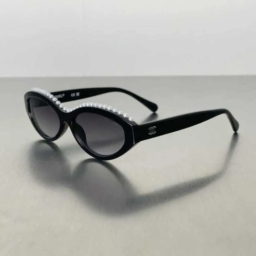 Óculos de sol designers 10% de desconto em designer de luxo Novos óculos de sol masculinos e femininos 20% OFF Frame Pearl Border Cat's Eye French Premium Ch9110