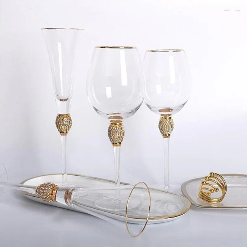 SCHEDE DI VINIE 2 pezzi in oro Calta in vetro brontolio cocktail rosso champagne whisky bevande da vicetterraggio per le forniture per matrimoni drinkware regali