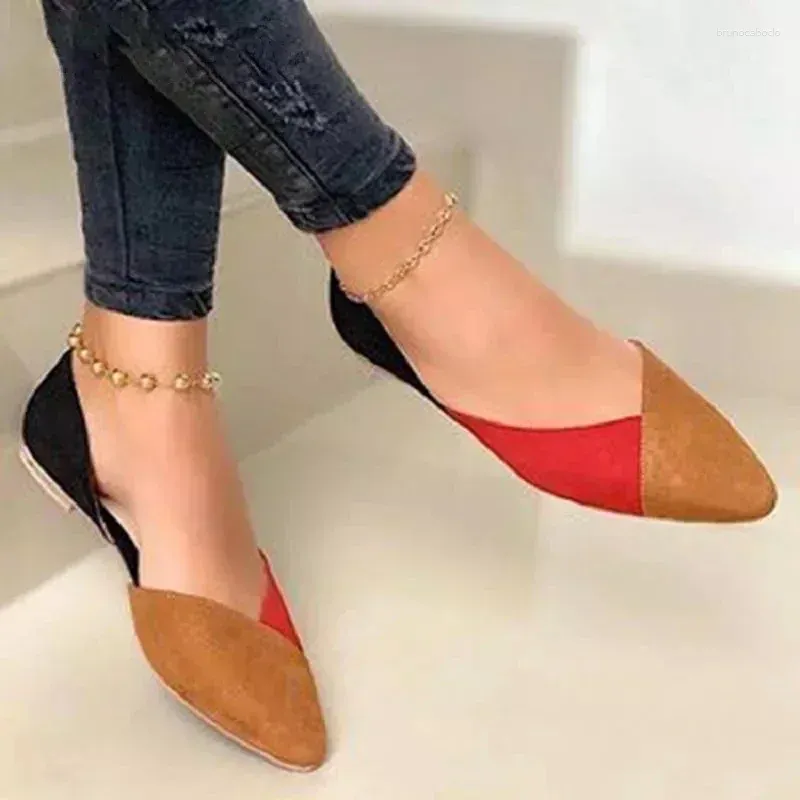 Sapatos casuais Moda feminina Flat com 2024 Spring Summer Summer Grande cores mistas de cores pontiagudas