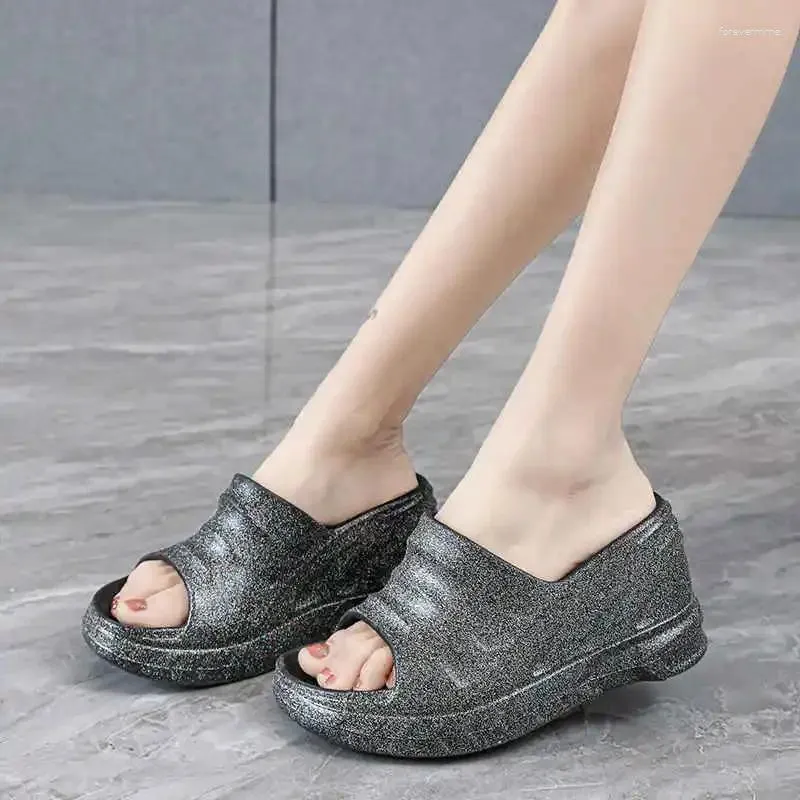 Slippers Cheussure Sandal Heel Designer For Top Brand Chunky Sandals Bike Women's Flip Flops 2024 Most Comfortable Wedge Shoes Tennis