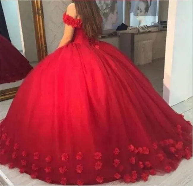 فساتين 2020 حمراء 3Dfloralses الأسلوبات منتفخة ثوب الكرة Quinceanera Sweet 16 قبالة الكتف Tulle Lace لأعلى مشد المساء PAG PAG