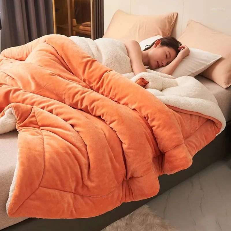 Cobertores outono de lã de inverno cobertor macio de flanela de coral quente capa casual para sofá -cama de quarto colchas de calor confortável e confortável