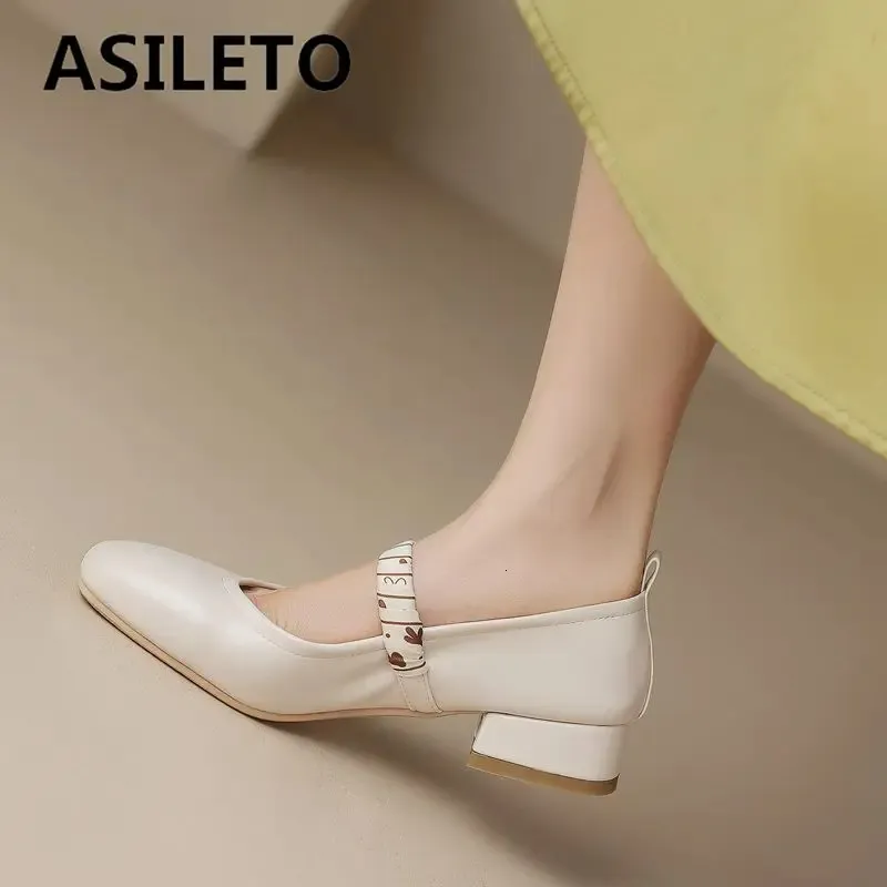 Asileto merk Korea Soft Flats for Women Square Toe Slip On Block Heel Plus Size 41 42 43 Elegante vrouwelijke Dialy Mary Jane schoenen 240326