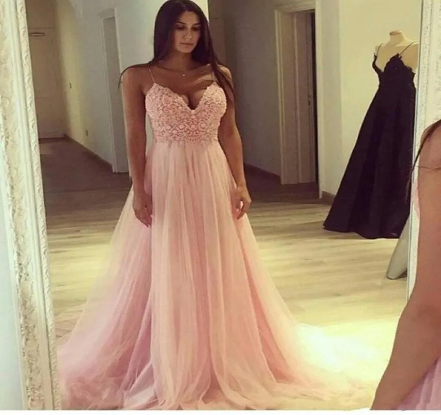 Eleganti abiti da ballo rosa blush in pizzo top spaghetti sexy a una linea abiti da sera formali per feste morbide abiti da damigella d'onore estiva a buon mercato3608901