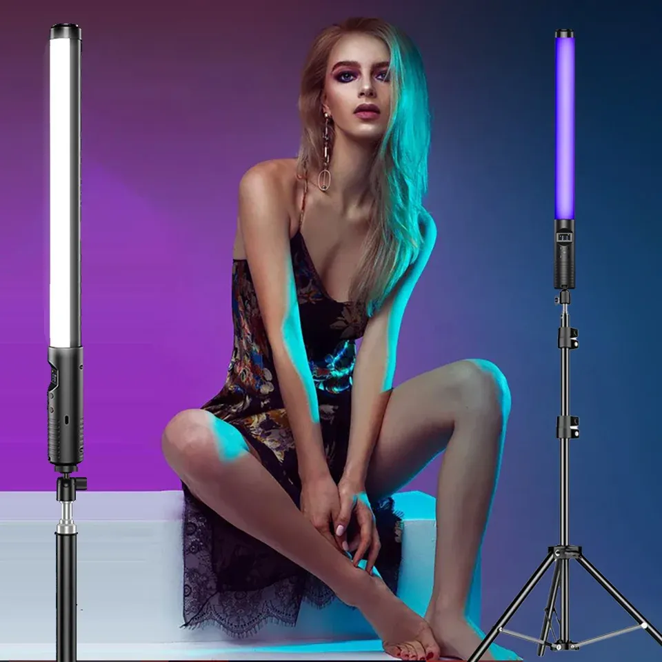 Monopodes RGB Light Stick Wand avec trépied stand coloré de remplissage clair Handheld Flash Speedlight Photography Lighting Video Lamp Party