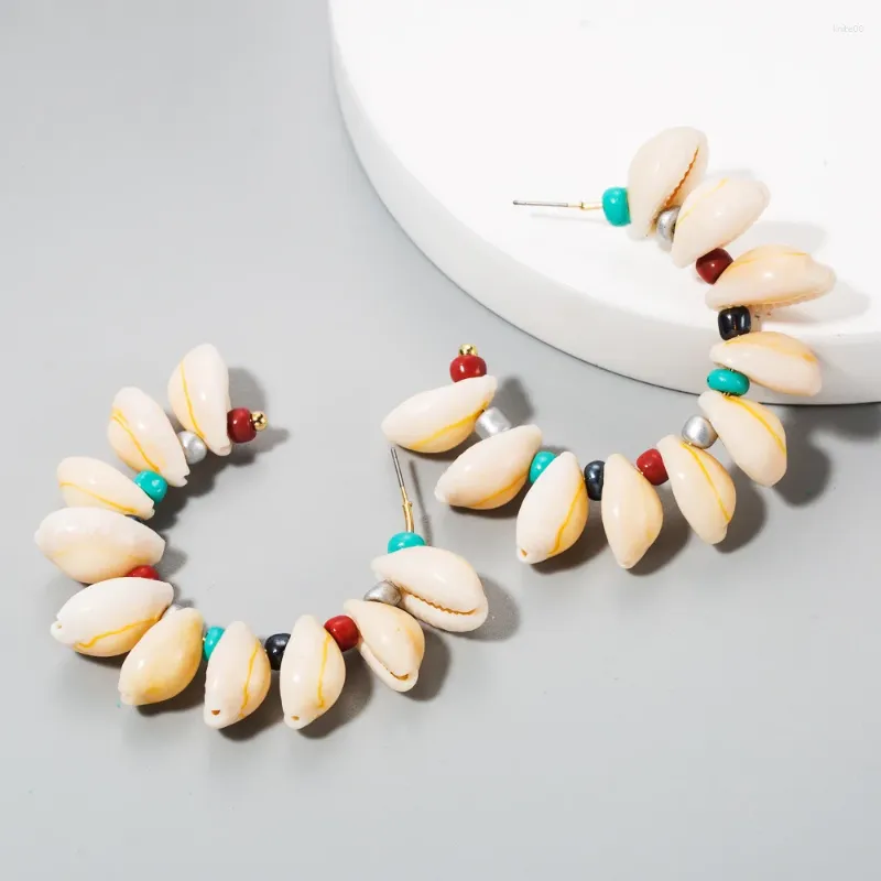 Stud -oorbellen trendy creatieve bohemia -stijl shell c vorm voor vrouw