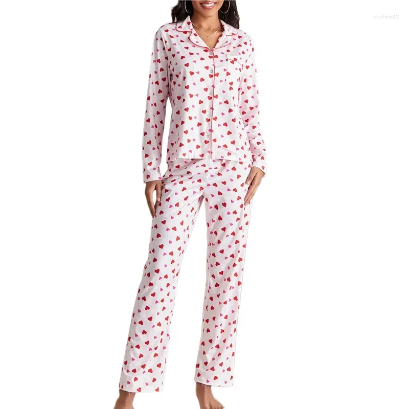 Hemkläder Kvinnor Pyjama Set Heart Print Lång ärmknappstängning Toppar T-shirt med byxor Loungewear Comfy Soft Sleepwear Matching Suit