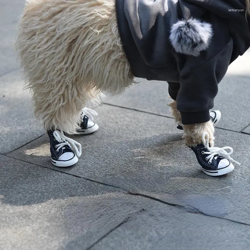 Vêtements pour chiens non glissant les chaussures de toile en denim antidérapantes