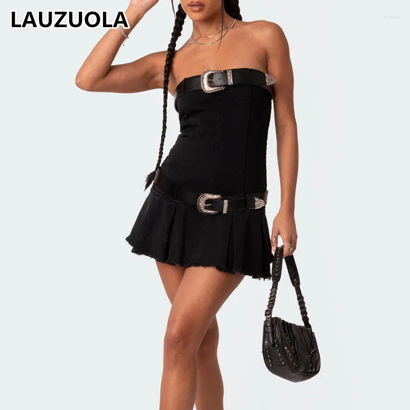 Sıradan Elbiseler Seksi Eğik Boyun Sırtsız Pileli Mini Elbise 2024 Yaz Moda Zarif Tatlı Sevimli Siyah Denim Kadın Kıyafetleri