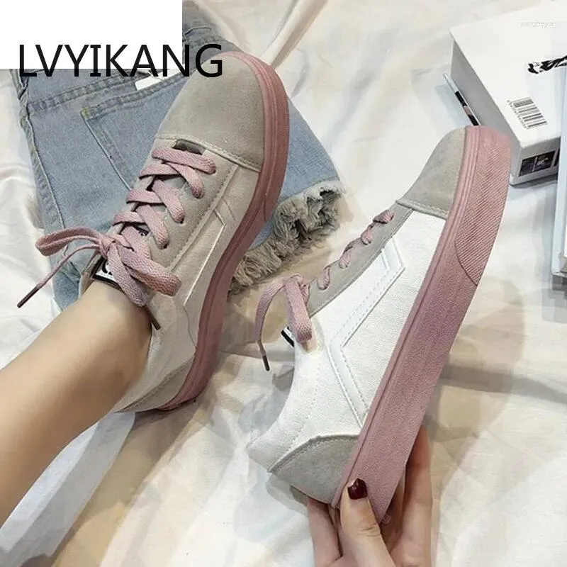 Fitness Shoes Lvyikang 2024 Spring Women Women Vulcanize Fashion Wild Light Canvas Flat Ladies Случайные кроссовки с низким кружевами 36-40