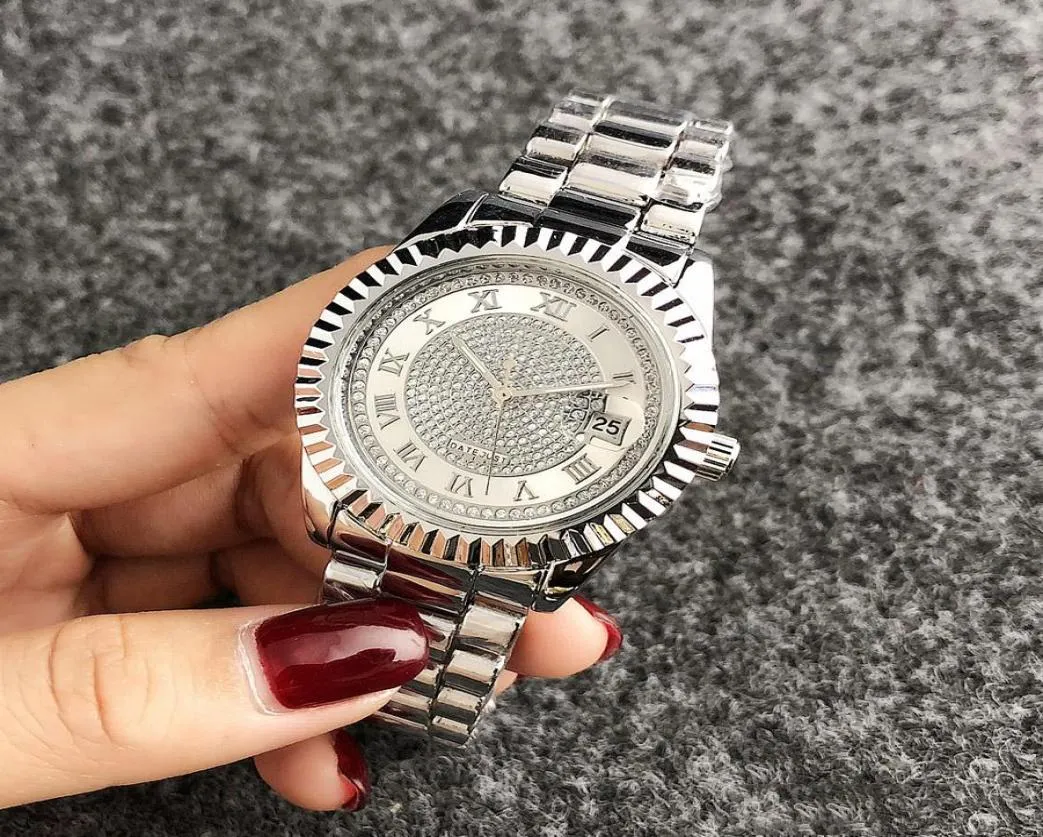 2019 Nouveau Crystal Full Crystal Dames Watch Quartz Calendrier pliant Regarder la mode Dames Watch Relogio Send Lover Gift9471829