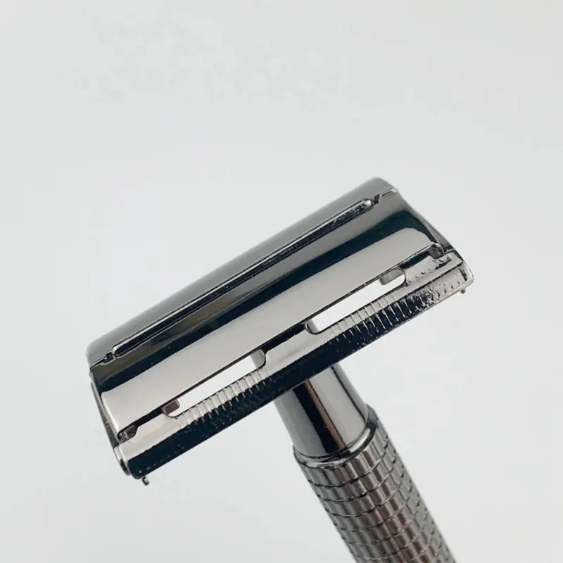 2024 Bright Black Twist-Open Head Ouder-fashioned Razor Black Extended Handle metalen vlinder scheermessenvriendelijk scheren-voor milieuvriendelijk