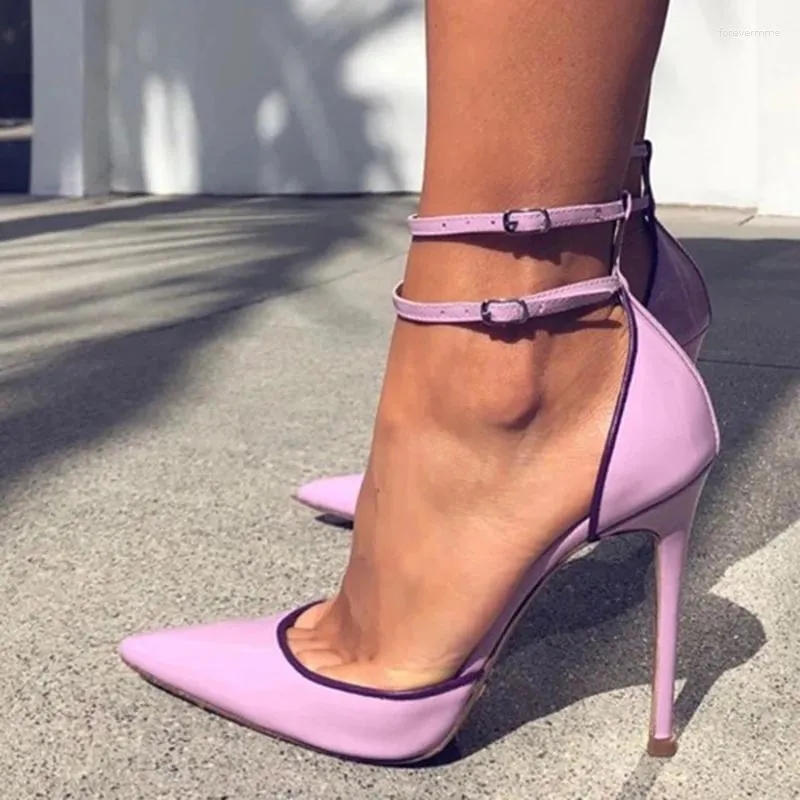 Scarpette Scarpe Arrivate Purple in pelle brevetto Pompe della caviglia per caviglia Pompe poco profonde con tacchi a spillo a punta di punta Celebrate