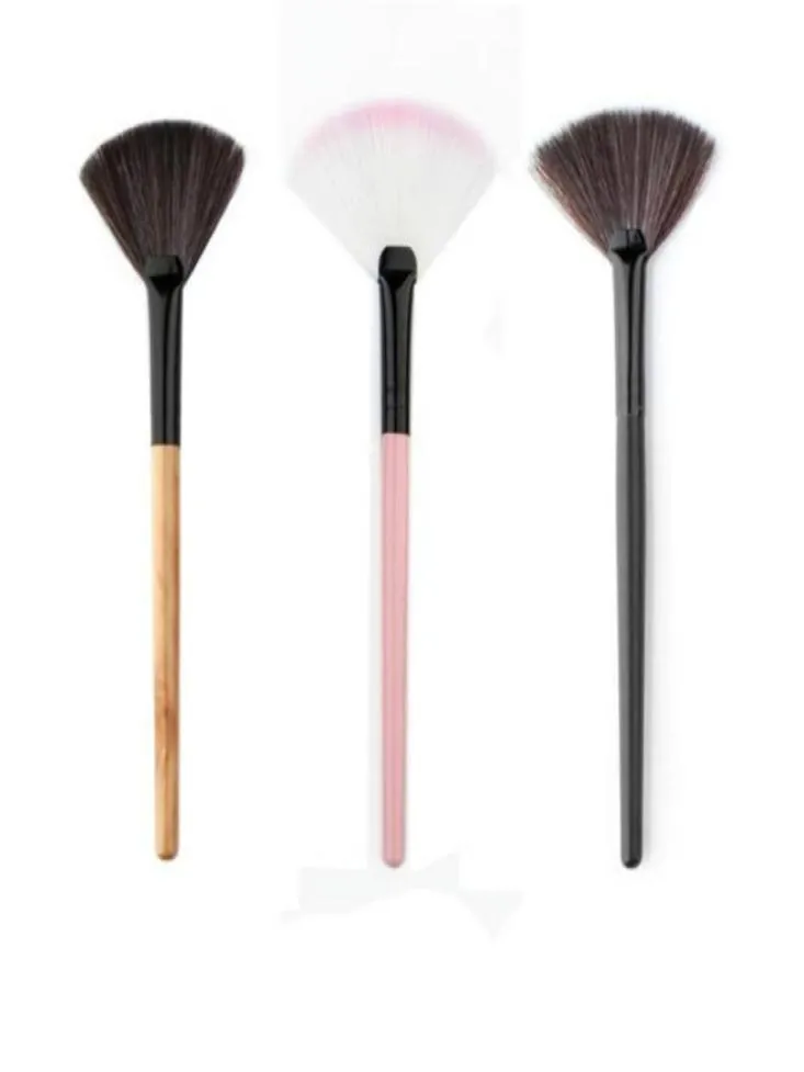 Hela nya säljer högkvalitativa makeup -fläktar Face Foundation Cosmetic Brush 8408643